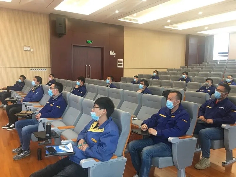 徐工组织海外服务工程师业务培训，提升专业技能水平！