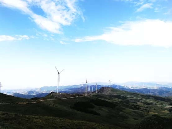 徐工XCA1600全地面起重机在山西风电建设现场吊装
