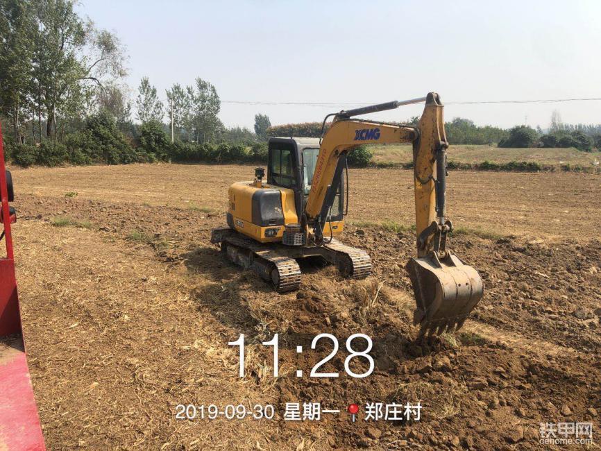 马志超的徐工小挖机