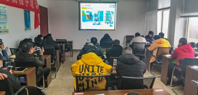 徐工铣刨机操作培训
